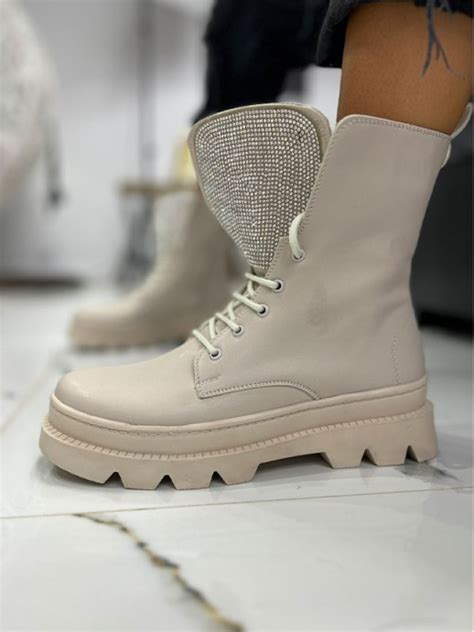 Боти Preggo Nude