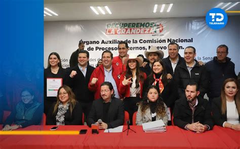 Pri Presenta Candidatos A Diputaciones Federales Para Representar A Nl