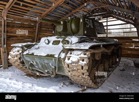 Sowjetischer Kv 1 Schwerer Panzer Fotos Und Bildmaterial In Hoher