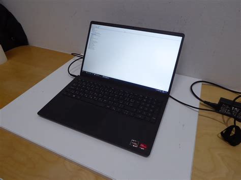 Notebook Dell Vostro 15 - 3515 - špatná baterie!!!!! (AMD Ryzen 5 ) | Aukro