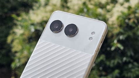 oneplus nord  review  iterative update   additions