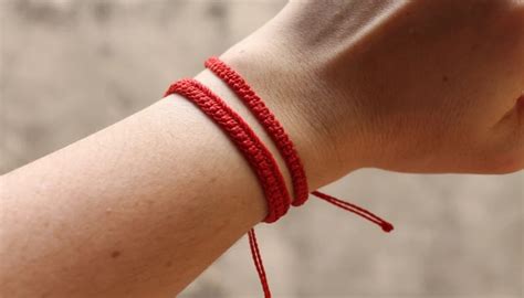 What Does It Mean When You Wear A Red Bracelet A Fashion Blog