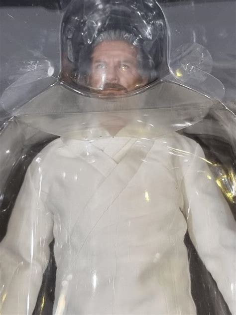 New Hot Toys 16 Mms144 Tron Legacy Kevin Flynn Jeff Bridges Hobbies