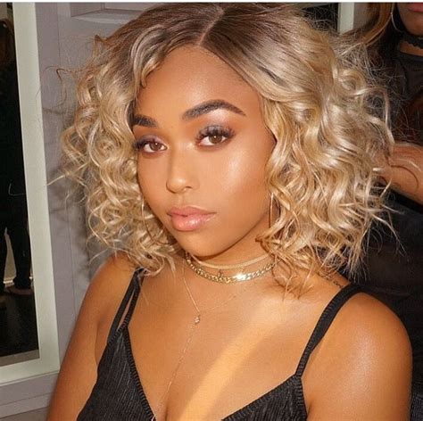 Jordyn Woods Blonde Ombré Curled Bob Blonde  Blonde Curls Blonde