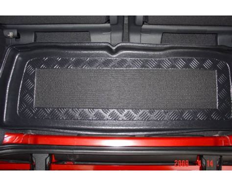 Tapis de coffre voiture pour Citroen C2 à partir de 2003