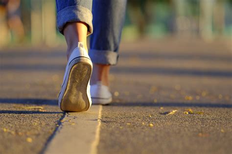 Apakah Berjalan Kaki Sudah Termasuk Olahraga Info Dunia Edukasi