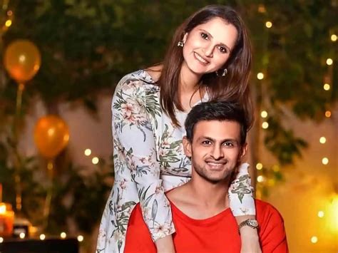 Sania Confirms Divorce With Shoaib Wishes Pakistan Cricketer Well For