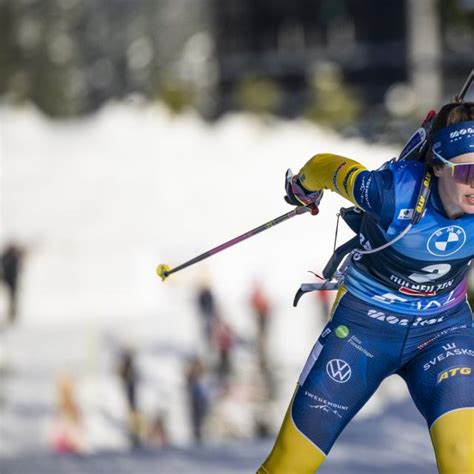 Elvira Oeberg S Impose Dans La Poursuite D Hochfilzen L Quipe