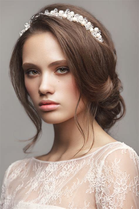 5 Idées De Coiffure Pour Un Mariage Beauty Coiffure Le Blog