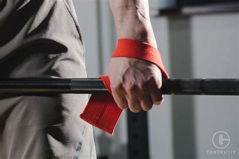 How to Use Deadlift Straps: A Step-By-Step Guide – Torokhtiy Weightlifting