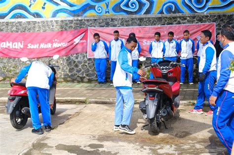 Program Safety Riding For School Meningkatkan Rasa Aman Saat Berkendara