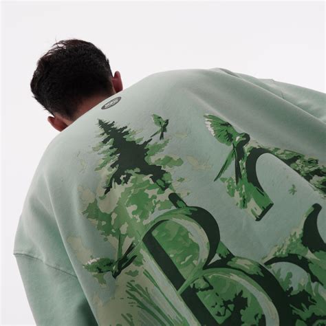 GREEN FOREST T-SHIRT - Premium Oversized T-Shirt For Men – BLUORNG