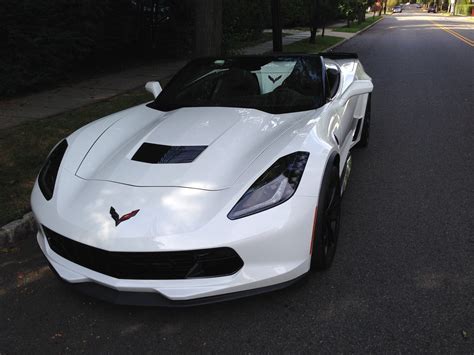 Joe Biden checks out Corvette GS at Detroit auto show 2017 - Business ...