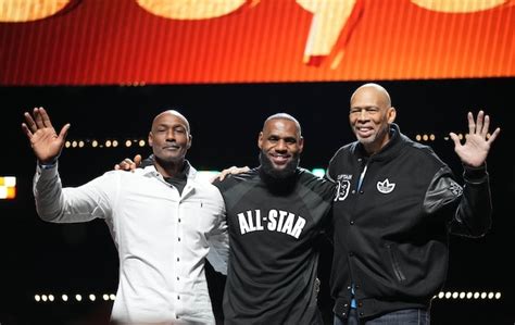 Lakers News: LeBron James Calls It 'An Honor' To Share Stage With ...