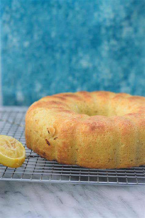 The Best Lemon Poppy Seed Bundt Cake