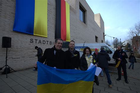 Kundgebung Auf Dem Willy Brandt Platz In Heidenheim Als Zeichen Der