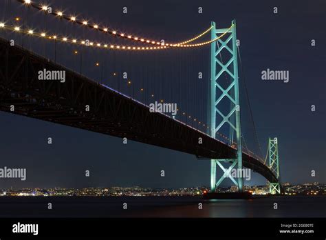 Akashi Kaikyo Bridge Stock Photo Alamy