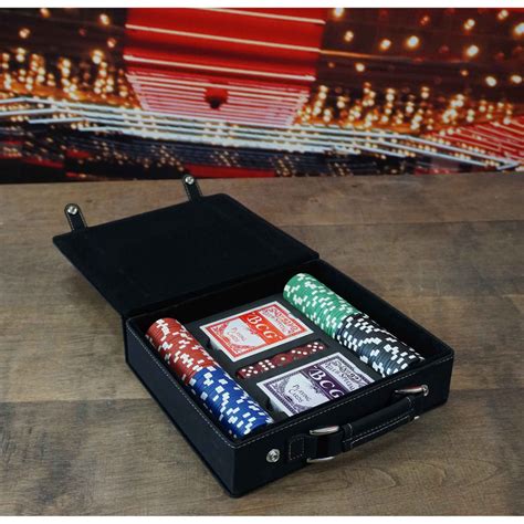 Personalized Poker Chip Set with Leather Case | itsThoughtful ...