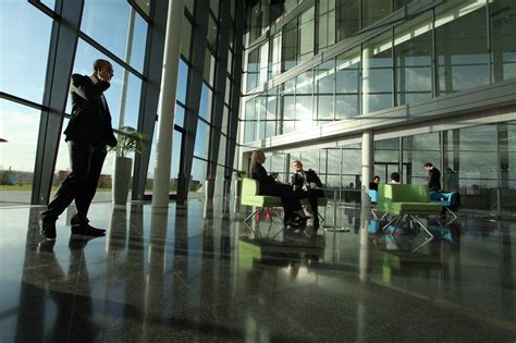 bespoke business commercial insurance nottingham russell scanlan