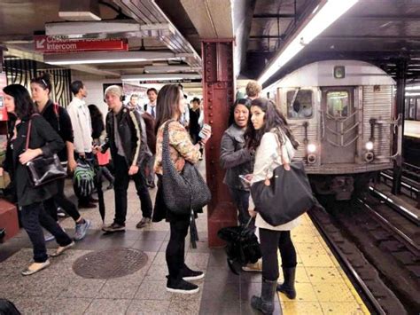 Teens Rob 16 Year Old Girl Push Her On Nyc Subway Tracks Free Nude