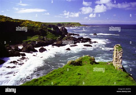 Findlater castle cullen scotland hi-res stock photography and images - Alamy