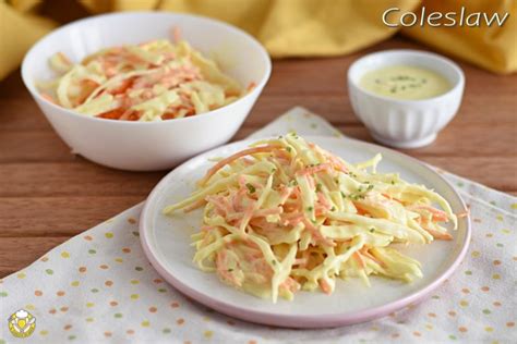 Coleslaw Ricetta Americana Insalata Di Cavolo E Carote Con Salsa Di Yogurt