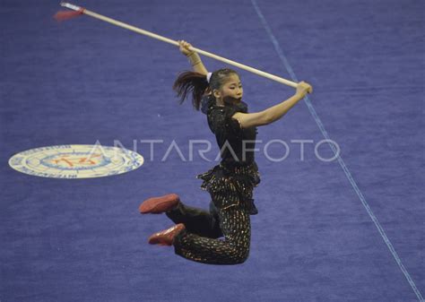 Emas Wushu Putri Jakarta Antara Foto