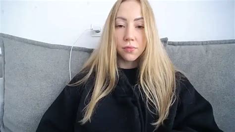 Gwenjoestar Stripchat Live Sex Cam Livecamgirls Io