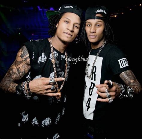 Pin By Jeanie Hernandez On I M Obsessed Les Twins Les Twins