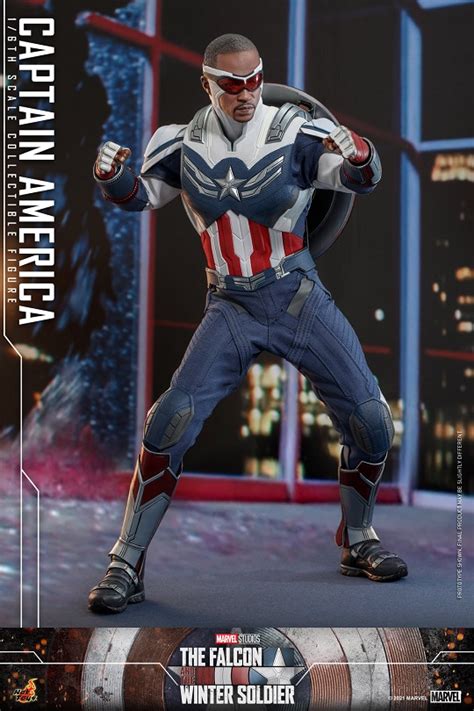 Hot Toys apresenta Sam Wilson como o seu novo Capitão América na escala Universo Marvel