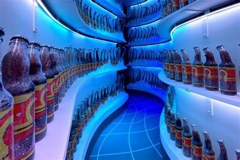 Area 15 Omega Mart Businessdop