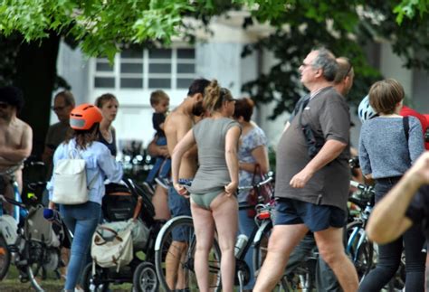 Porn Image Pregnant Lady At Brussels Wnbr World Naked Bike Ride