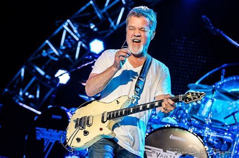 Pin On Evh The King Eddie Van Halen Van Halen Eddie