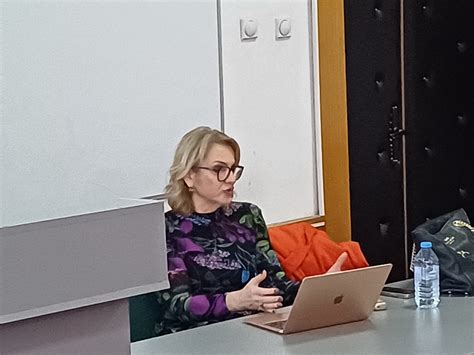 Наместо Јовески, за во Уставен суд предложена Ана Павловска – Данева ...