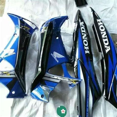 Jual Cover Body Belakang Berikut Sayap Depan Motor Supra X 125 Biru