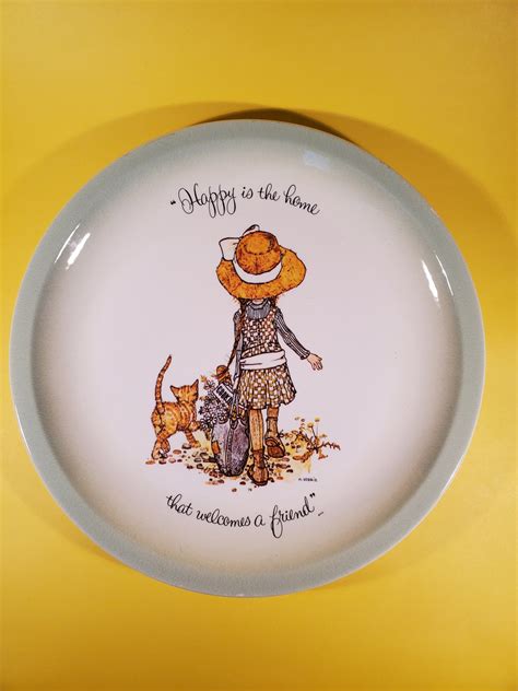 Vintage 1972 Holly Hobbie Collectors Edition Ceramic Plate By American