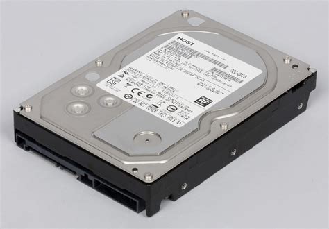 Жесткие диски для NAS: HGST Deskstar NAS