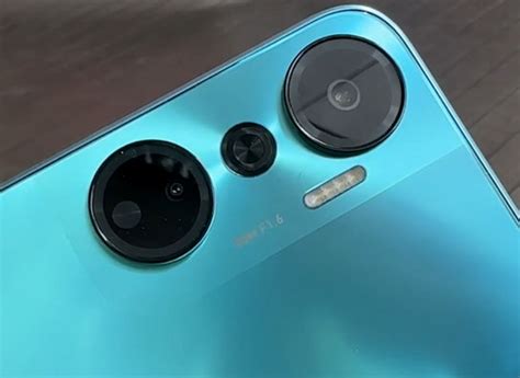 سعر و مواصفات Infinix Hot مميزات و عيوب انفنكس هوت موبيزل