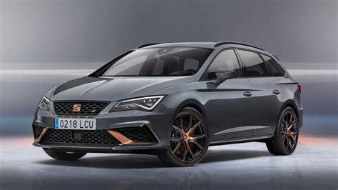 Seat Leon Cupra R St In Pista Con La Famiglia