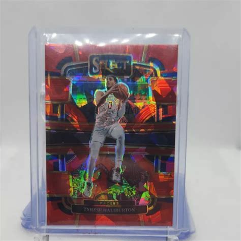 2023 24 SELECT TYRESE Haliburton Concourse glace craquée rouge Prizm