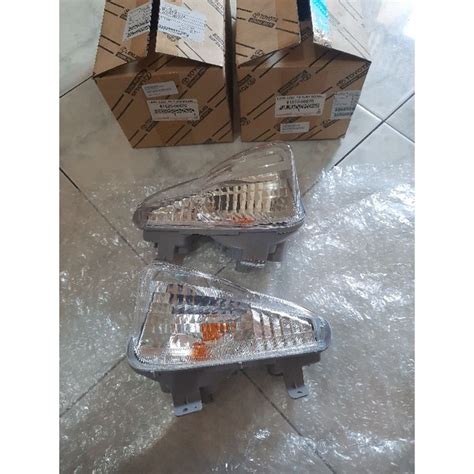 Jual Lampu Sen Sein Bumper Depan Innova Reborn 2021 2022 Ori Assy