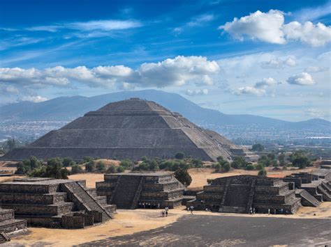 Las 10 Pirámides Más Asombrosas De México Mano Mexicana