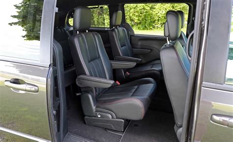 2017 Dodge Grand Caravan Interior Seats Second Row Rear Gallery (Photo ...