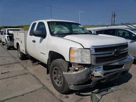 2011 Chevrolet Silverado K3500 1GB5KZCG6BZ443916 Bid History BidCars