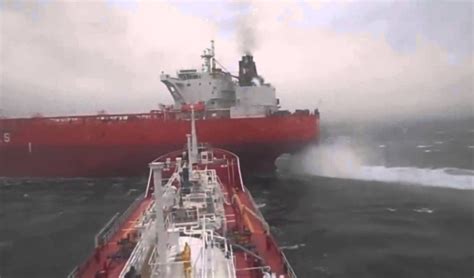 5 Ways To Avoid Ship Collision - Marine And Offshore Insight