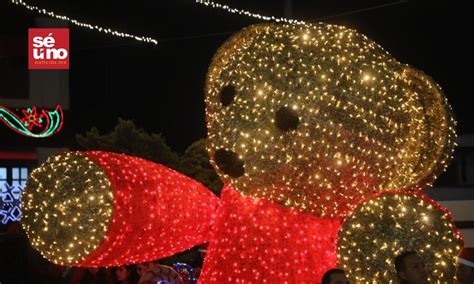 Encendido Del Rbol Navide O En Temoaya Alcaldesa Nelly Rivera Ilumina