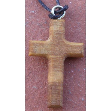 Croix En Bois Précieux Lantre De Merlin