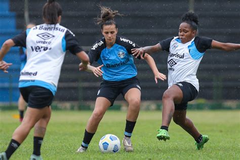 Gurias Gremistas Iniciam Semana Trabalhos Focados No Campeonato