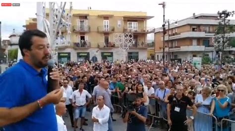 Salvini Smonteremo La Fornero E Sui Rom La Capotreno Di Trenord