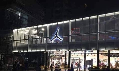 A Glimpse At The First Jordan Brand Store In Manila Where In Bacolod